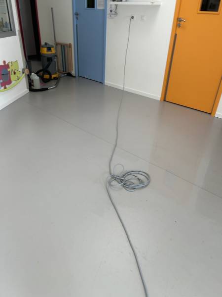 Nettoyage et rénovation de sols plastiques