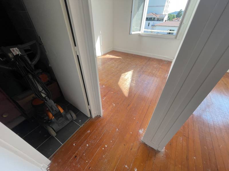 parquet avant intervention de professionnel